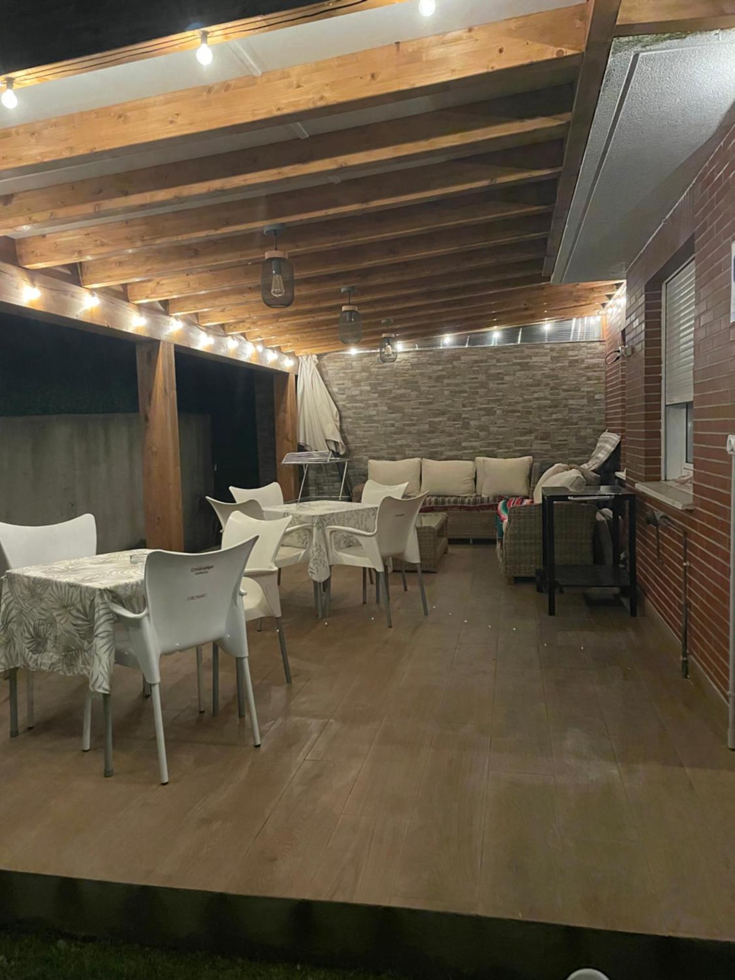 Habitaciones En Chalet Con Jardin Boo De Pielagos Bagian luar foto