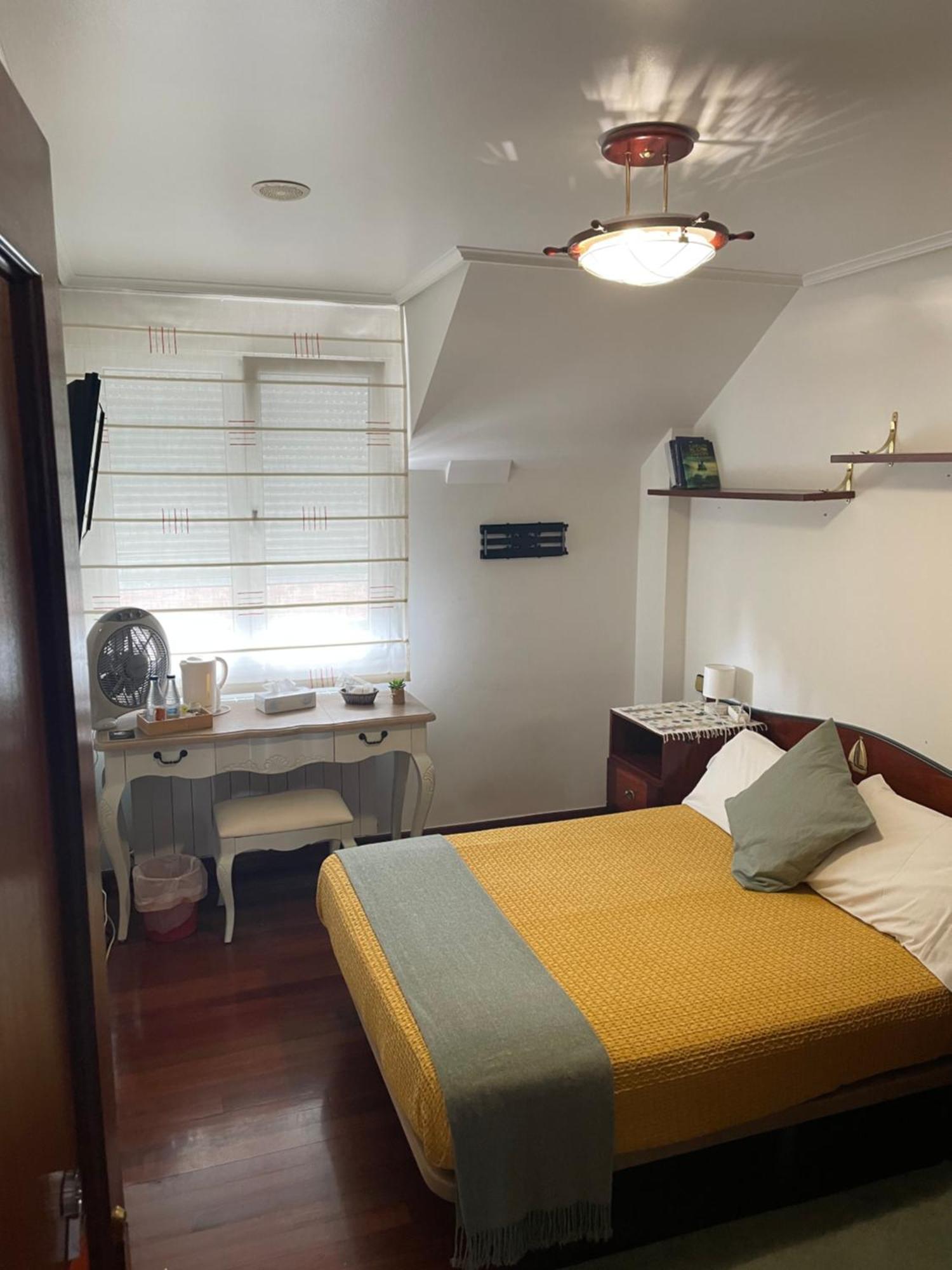 Habitaciones En Chalet Con Jardin Boo De Pielagos Bagian luar foto