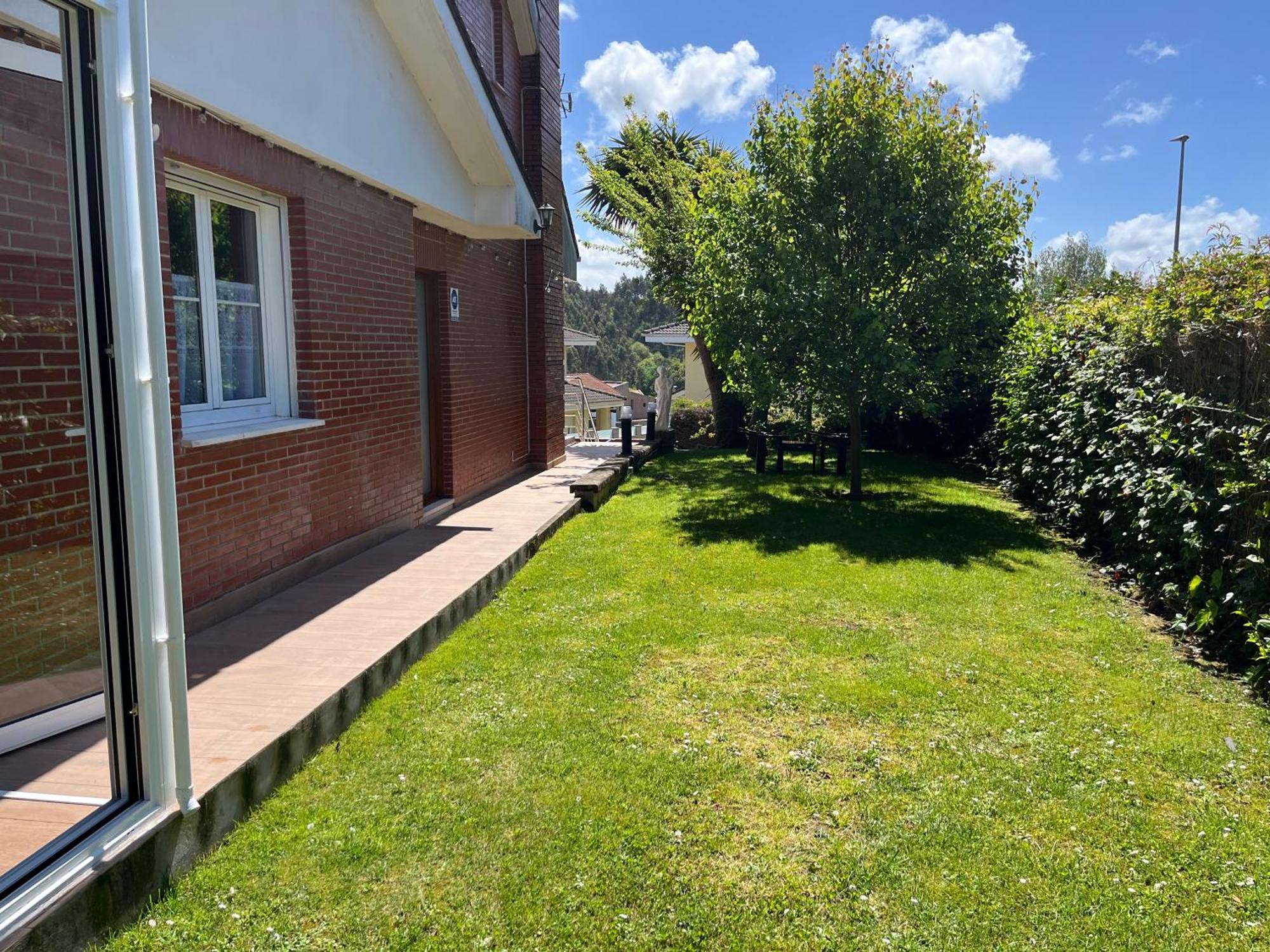 Habitaciones En Chalet Con Jardin Boo De Pielagos Bagian luar foto